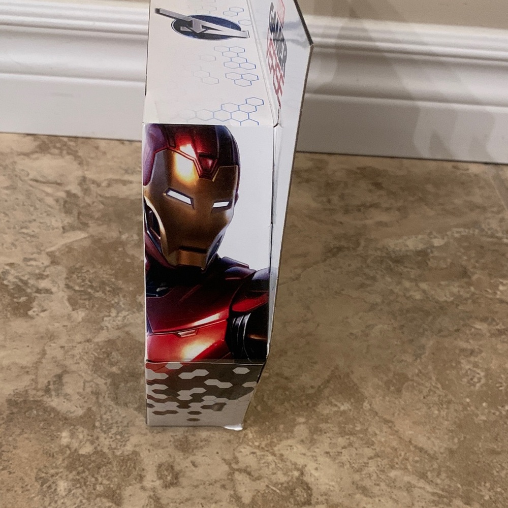 Marvel Gamerverse Avengers Iron Man and Taskmaster Figures NEW Original Sun - Picture 8 of 12